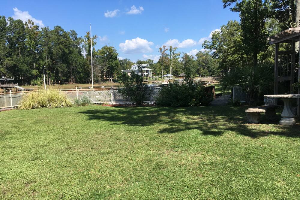 Photo of Outdoor in Prosperity