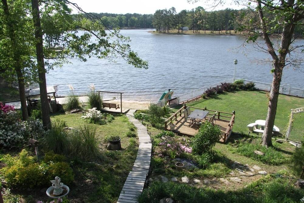 Photo of Outdoor in Prosperity