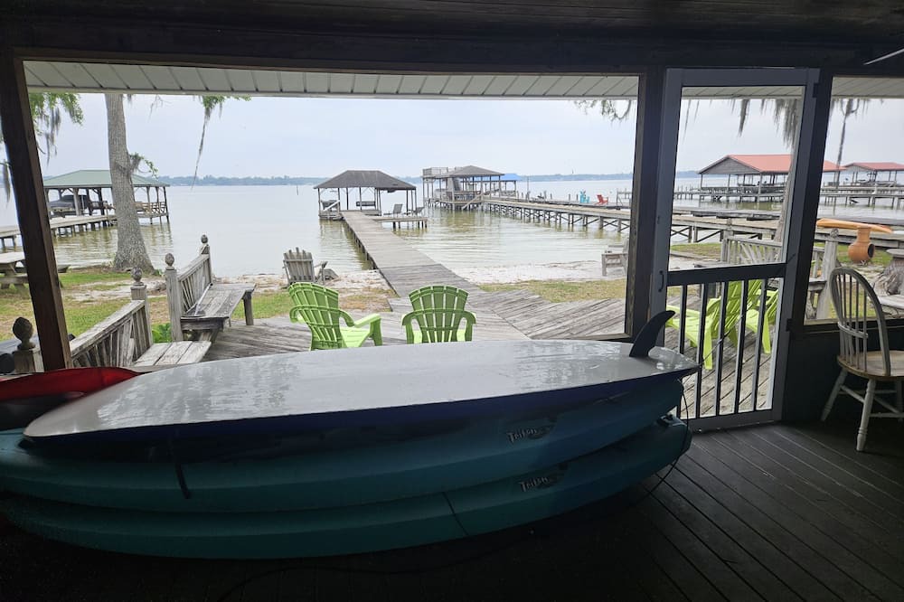 Photo of Outdoor in Elizabethtown