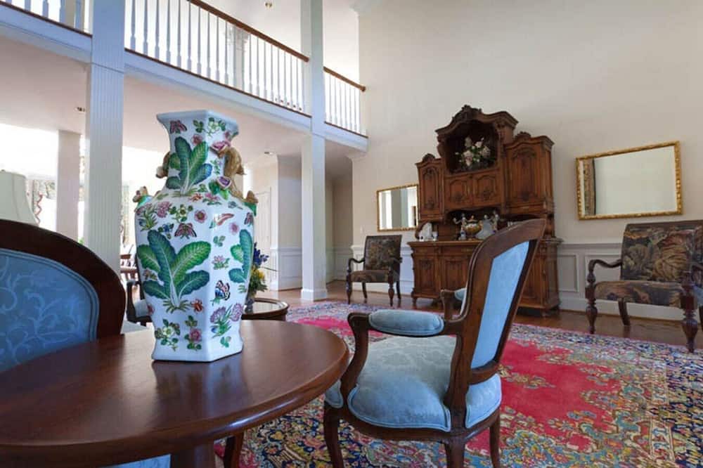 Photo of Bedroom in Appling