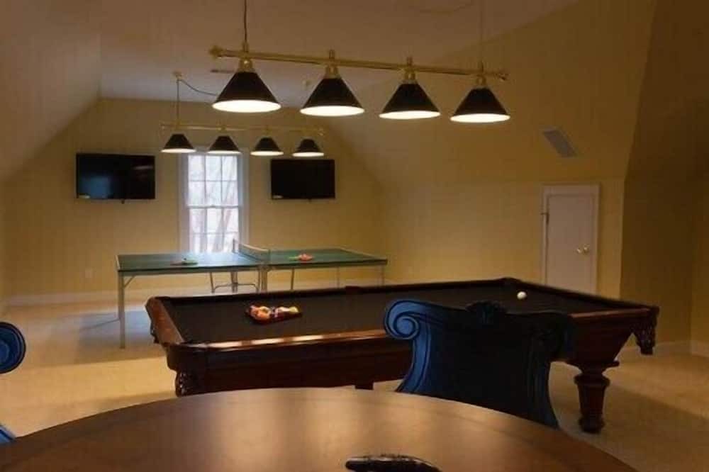 Photo of Bedroom in Appling