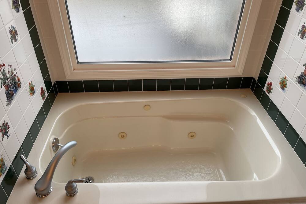 Photo of Bathroom in Anderson