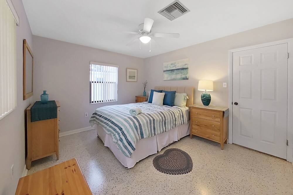 Photo of Bedroom in Toussie Terrace