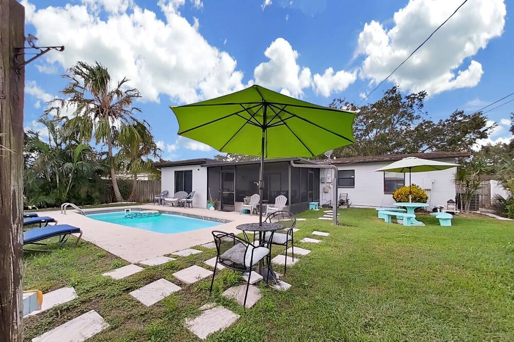 Photo of Outdoor in Toussie Terrace