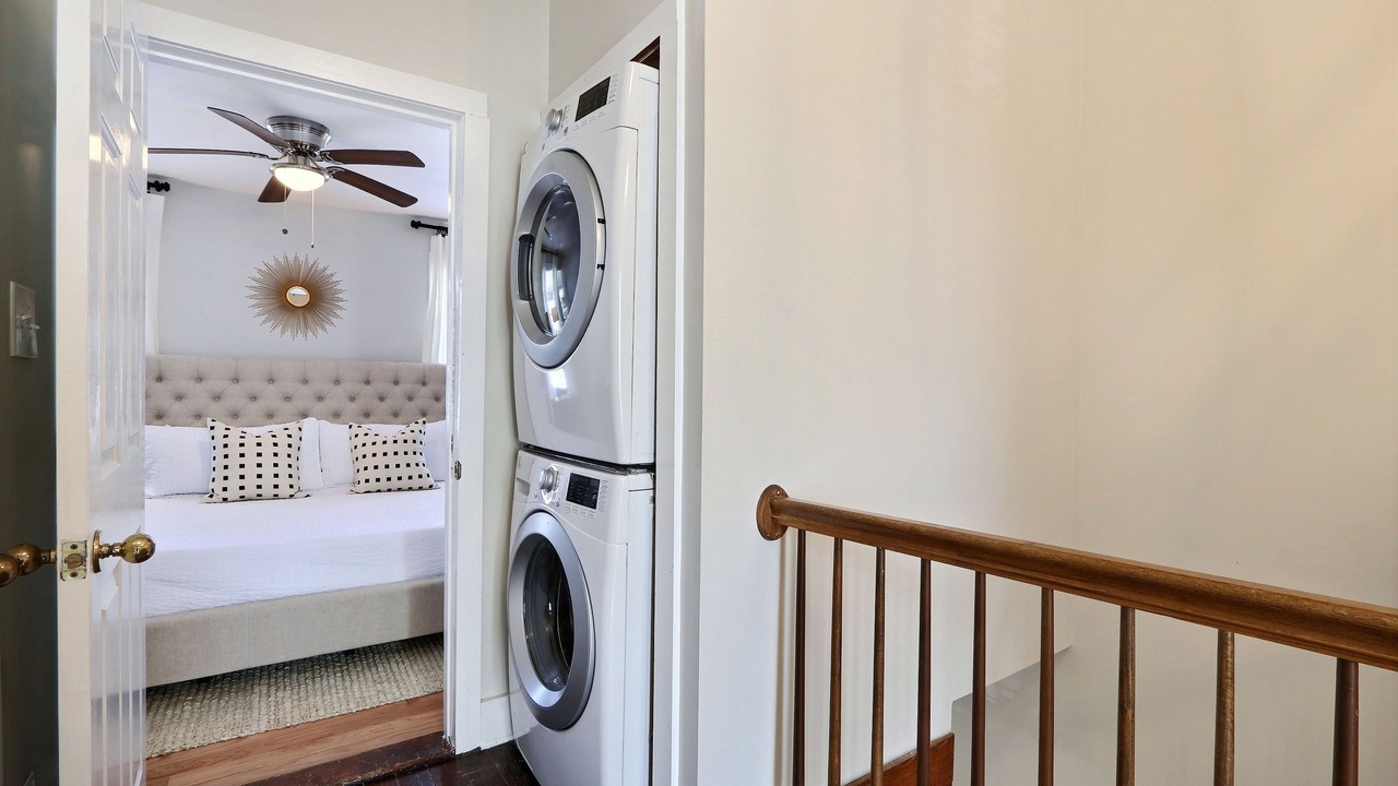 Photo of Bedroom in Beach Institute