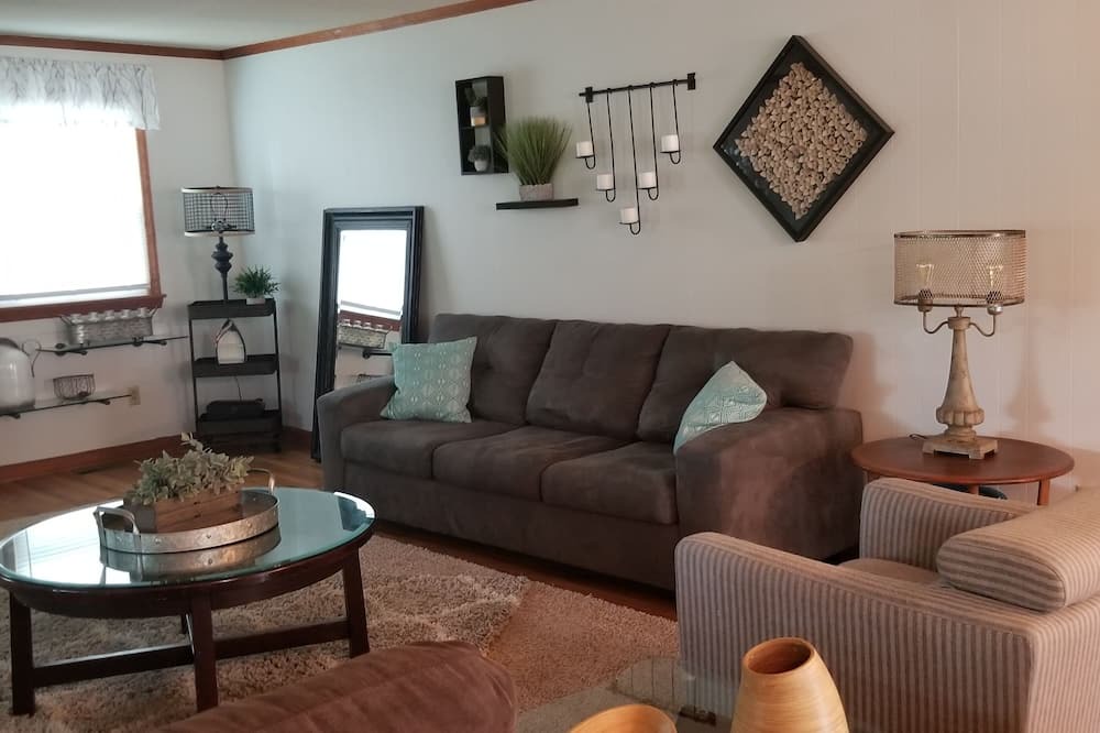 Photo of Livingroom in Lake Murray of Richland