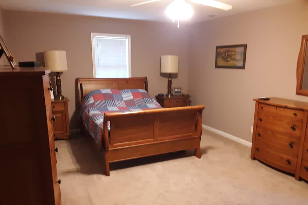 Photo of Bedroom in Dover