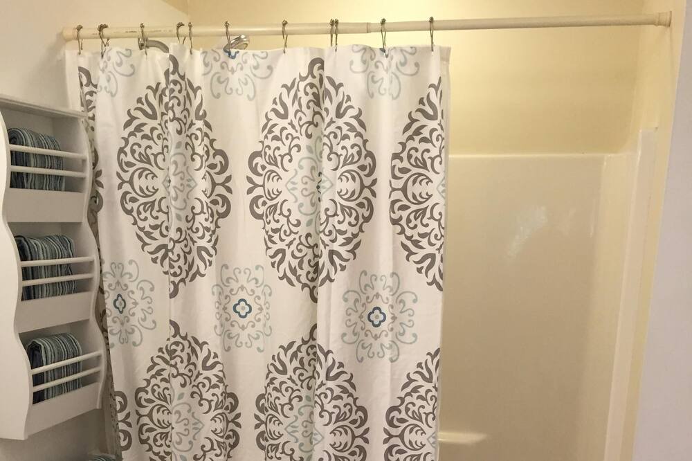 Photo of Bathroom in Old Town Bluffton