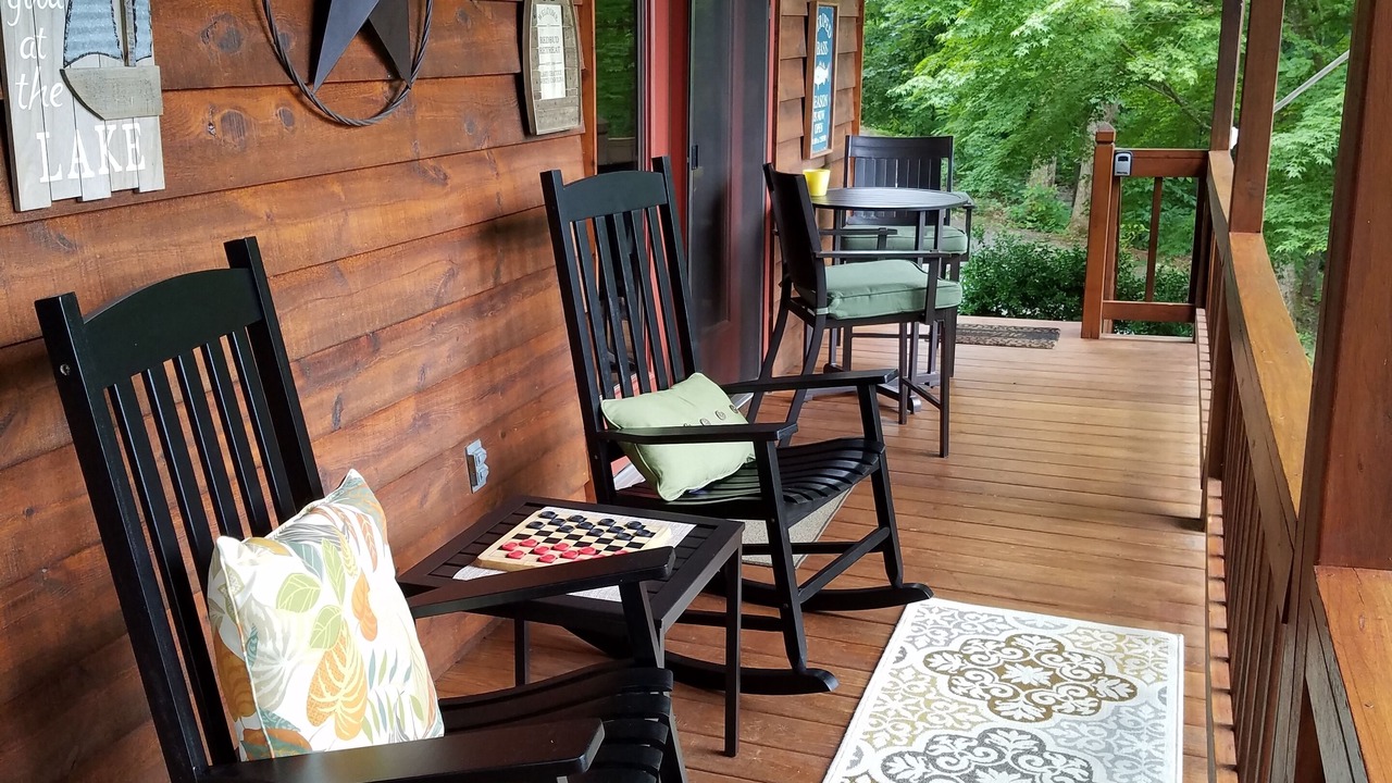 Photo of Patio Balcony in Hayesville