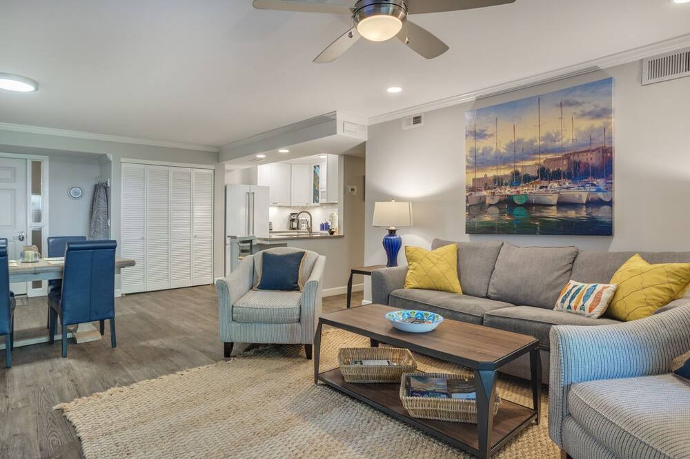 Photo of Livingroom in South Beach