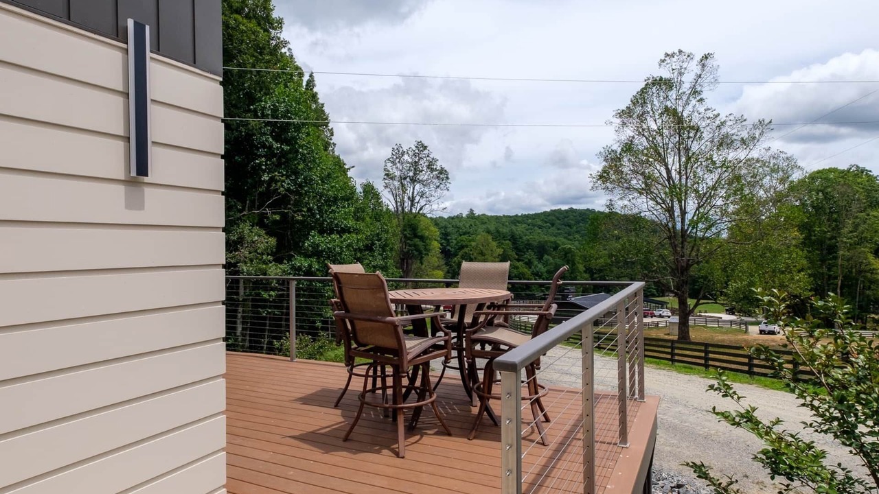 Photo of Outdoor in Balsam Grove