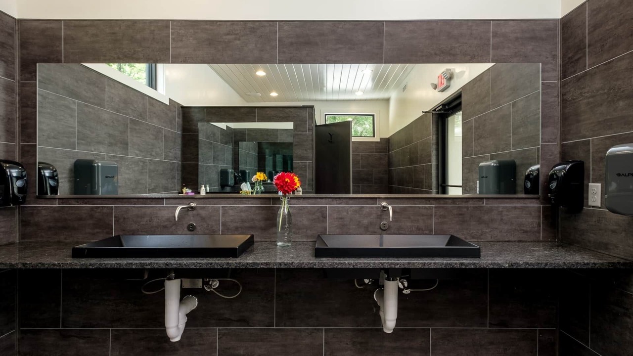 Photo of Bathroom in Balsam Grove