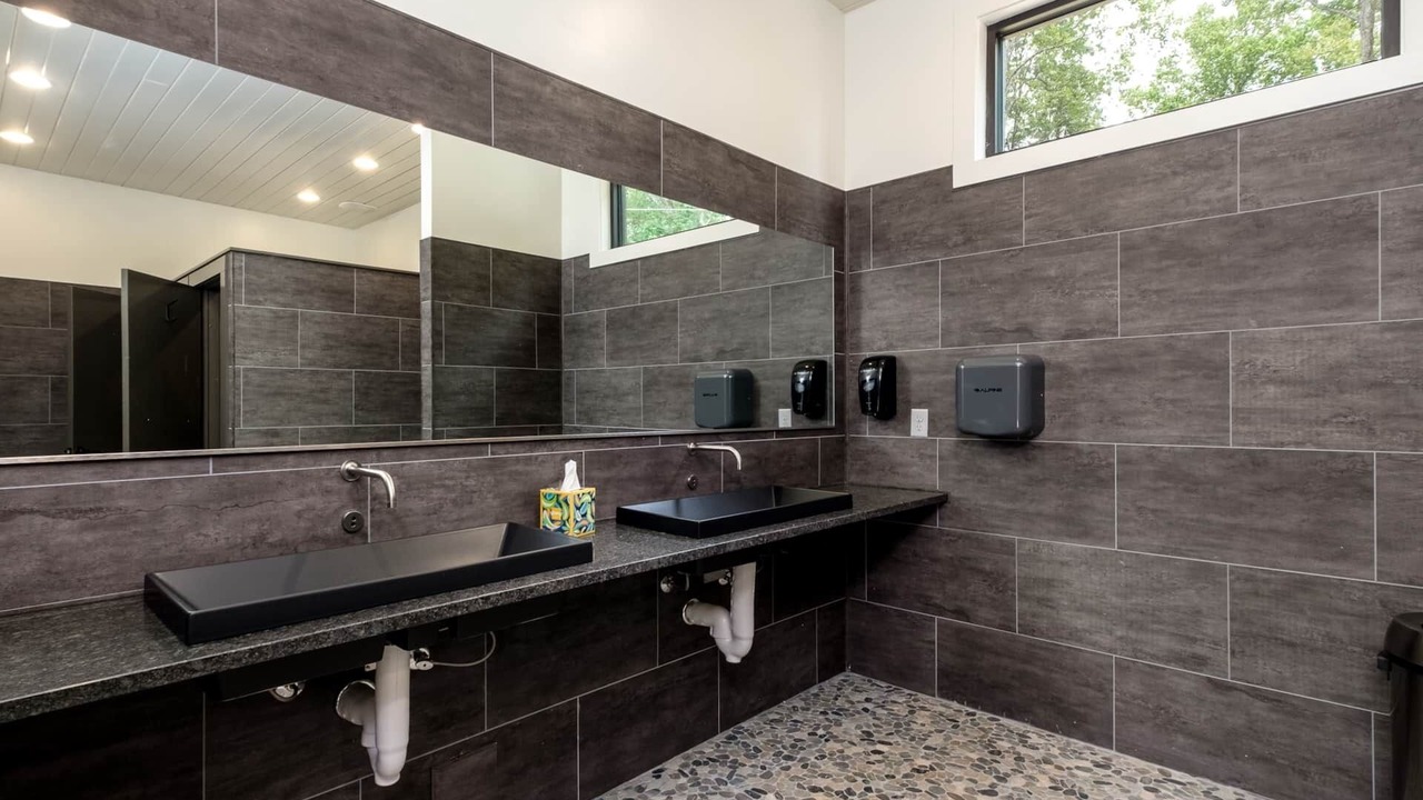 Photo of Bathroom in Balsam Grove