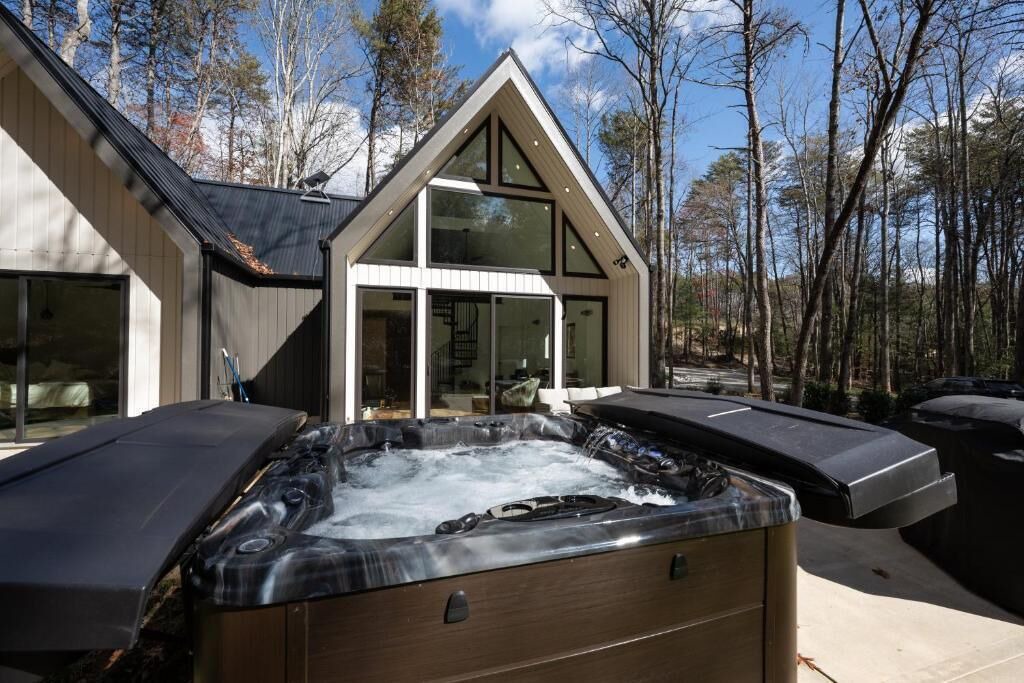 Photo of Outdoor in Balsam Grove