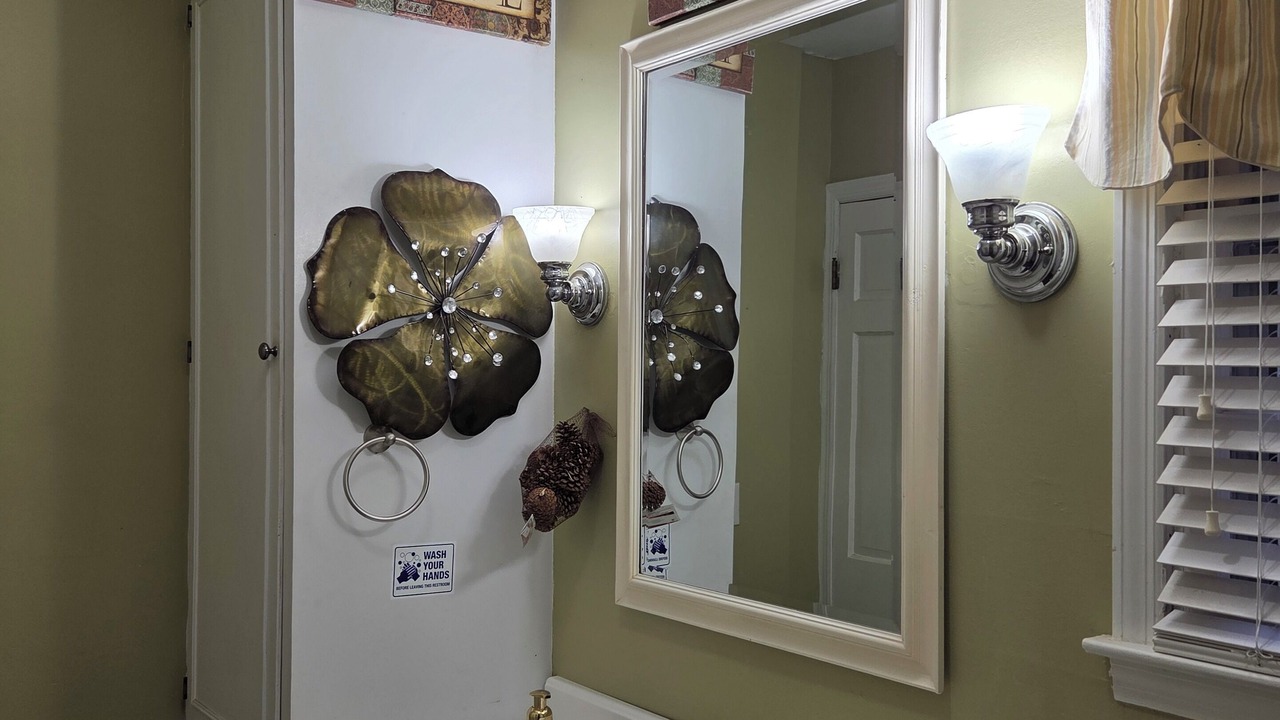 Photo of Bathroom in Loris