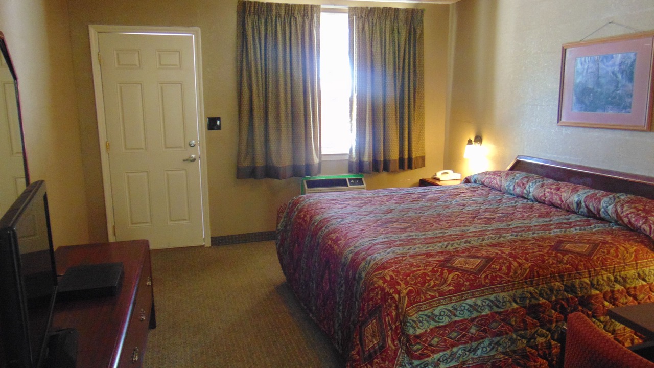 Photo of Bedroom in Abbeville