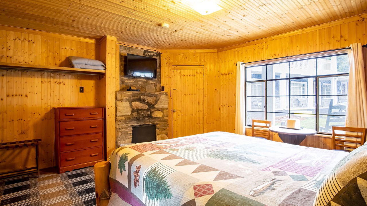 Photo of Bedroom in Cherokee
