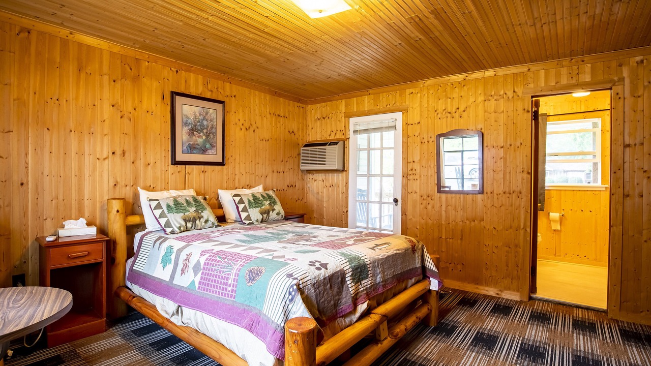 Photo of Bedroom in Cherokee
