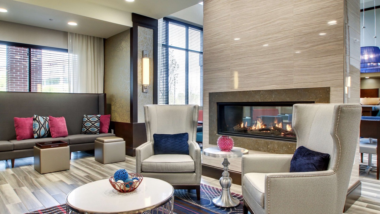 Photo of Livingroom in Greenville - Spartanburg