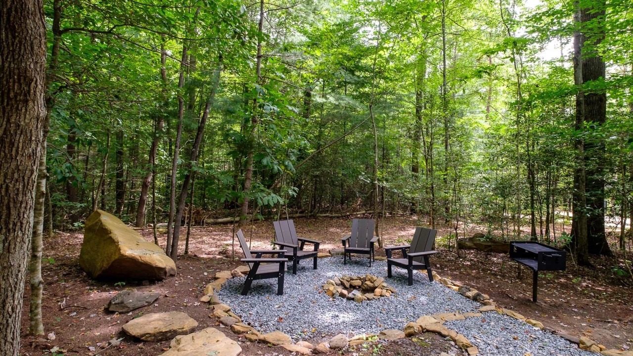 Photo of Outdoor in Balsam Grove