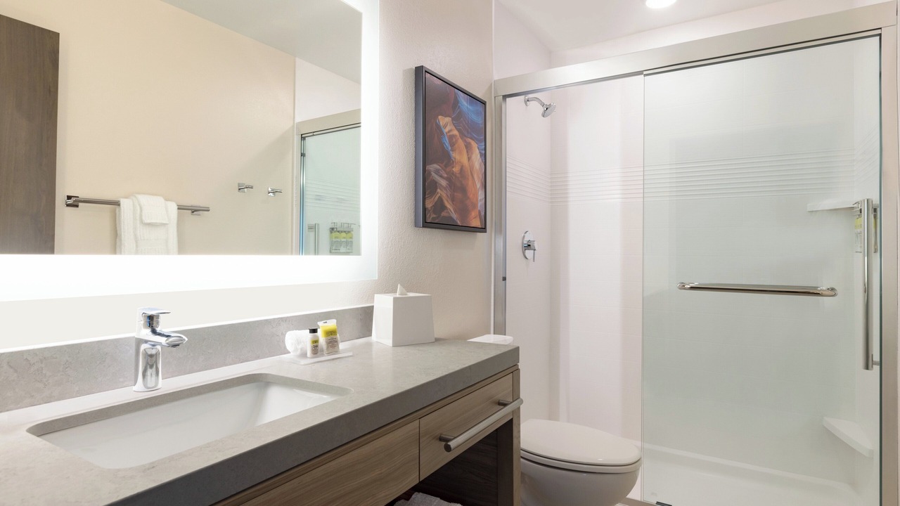 Photo of Bathroom in Oakwood