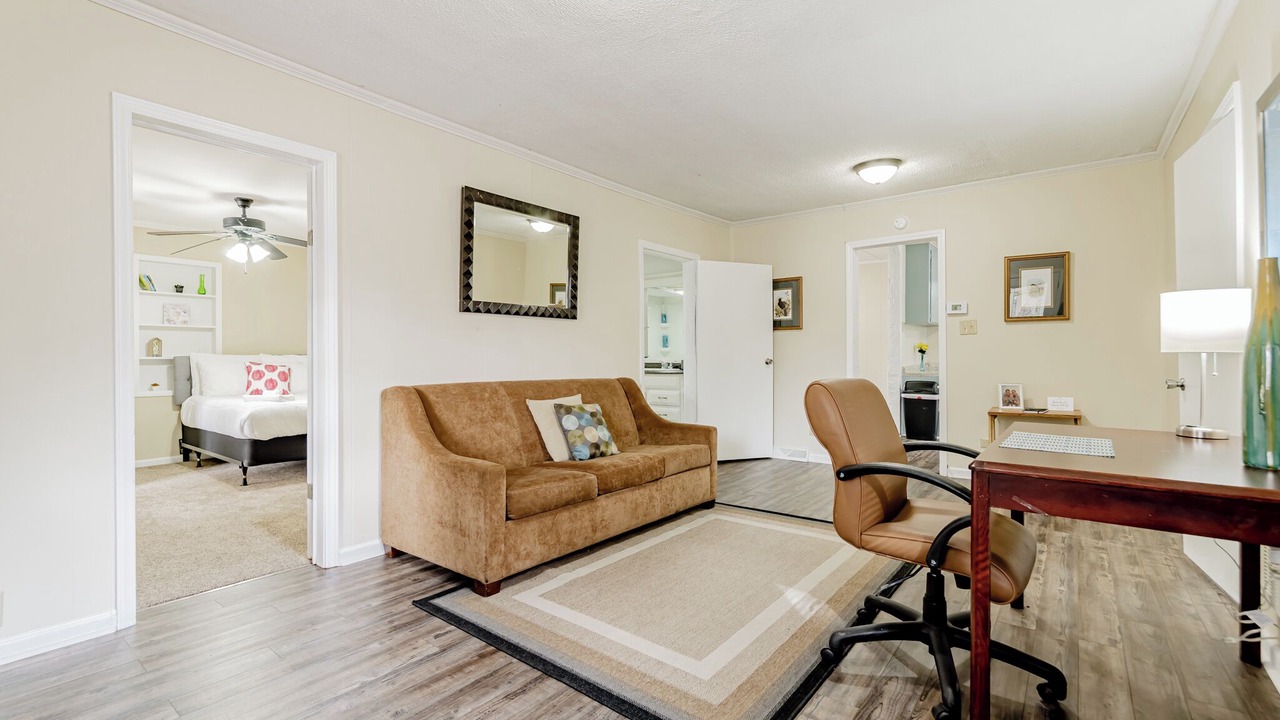 Photo of Livingroom in West Columbia