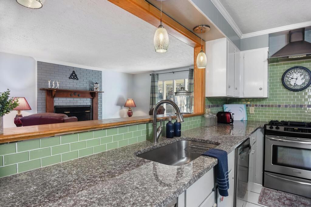 Photo of Kitchen in Houndslake