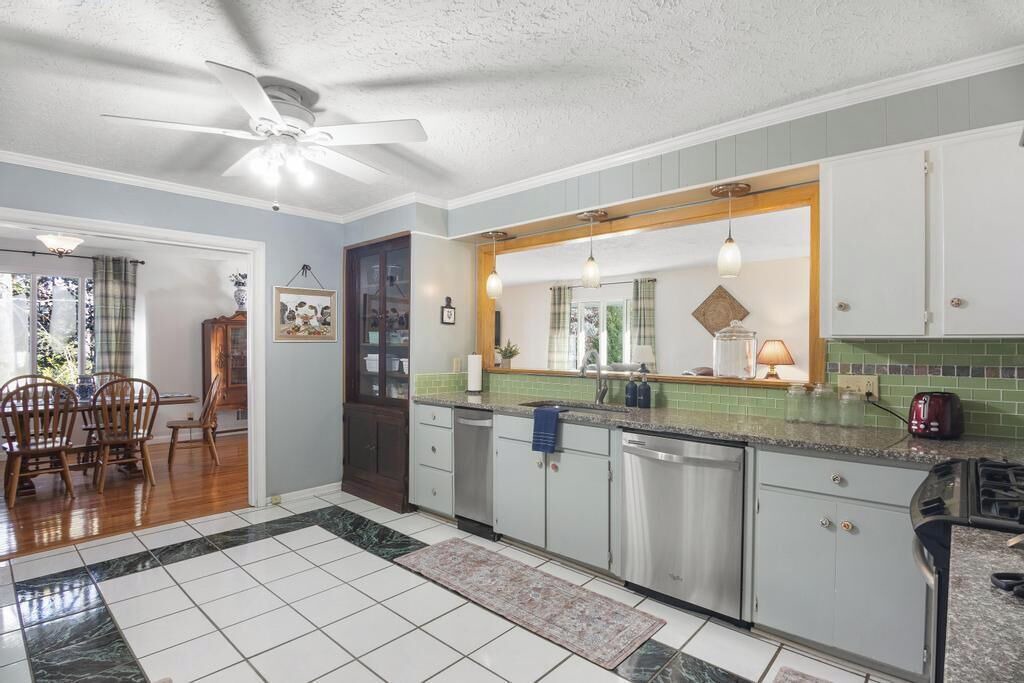Photo of Kitchen in Houndslake