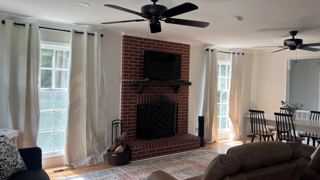 Photo of Livingroom in Mount Vernon