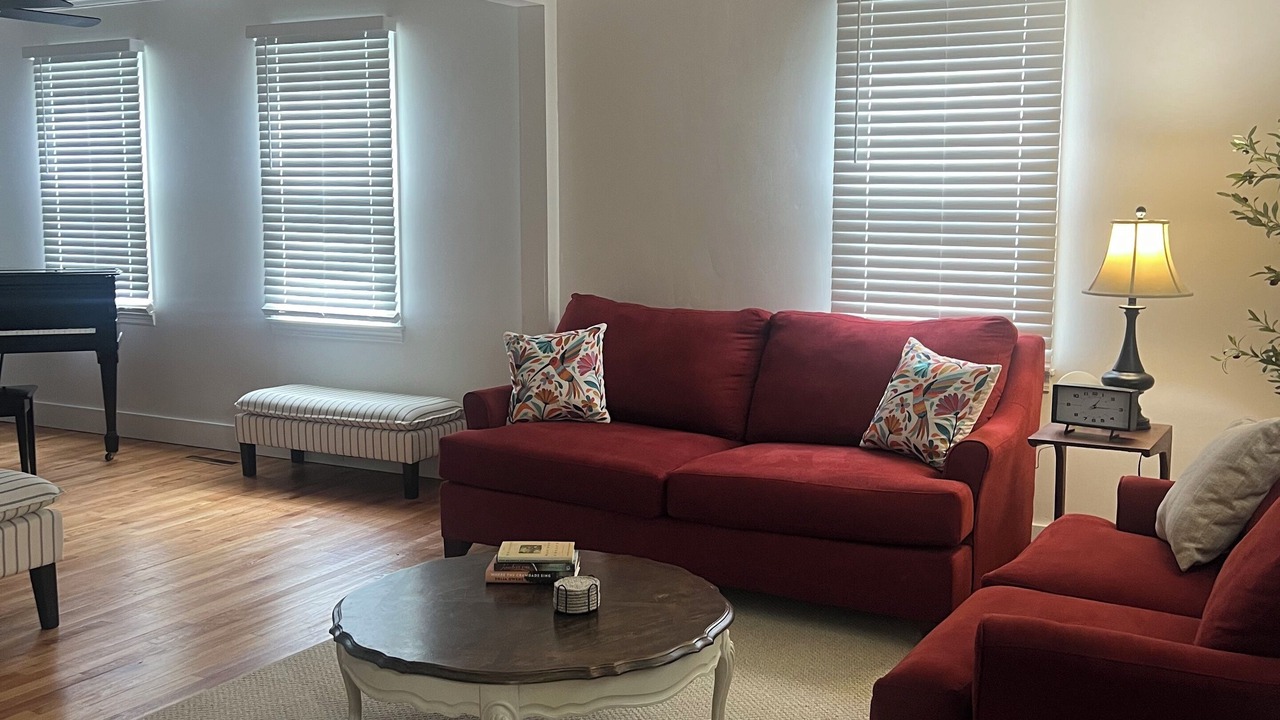 Photo of Livingroom in Mount Vernon