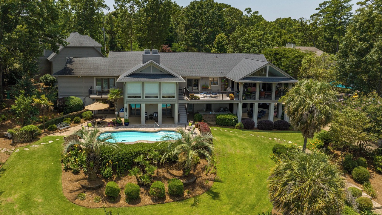 Photo of Outdoor in Chapin