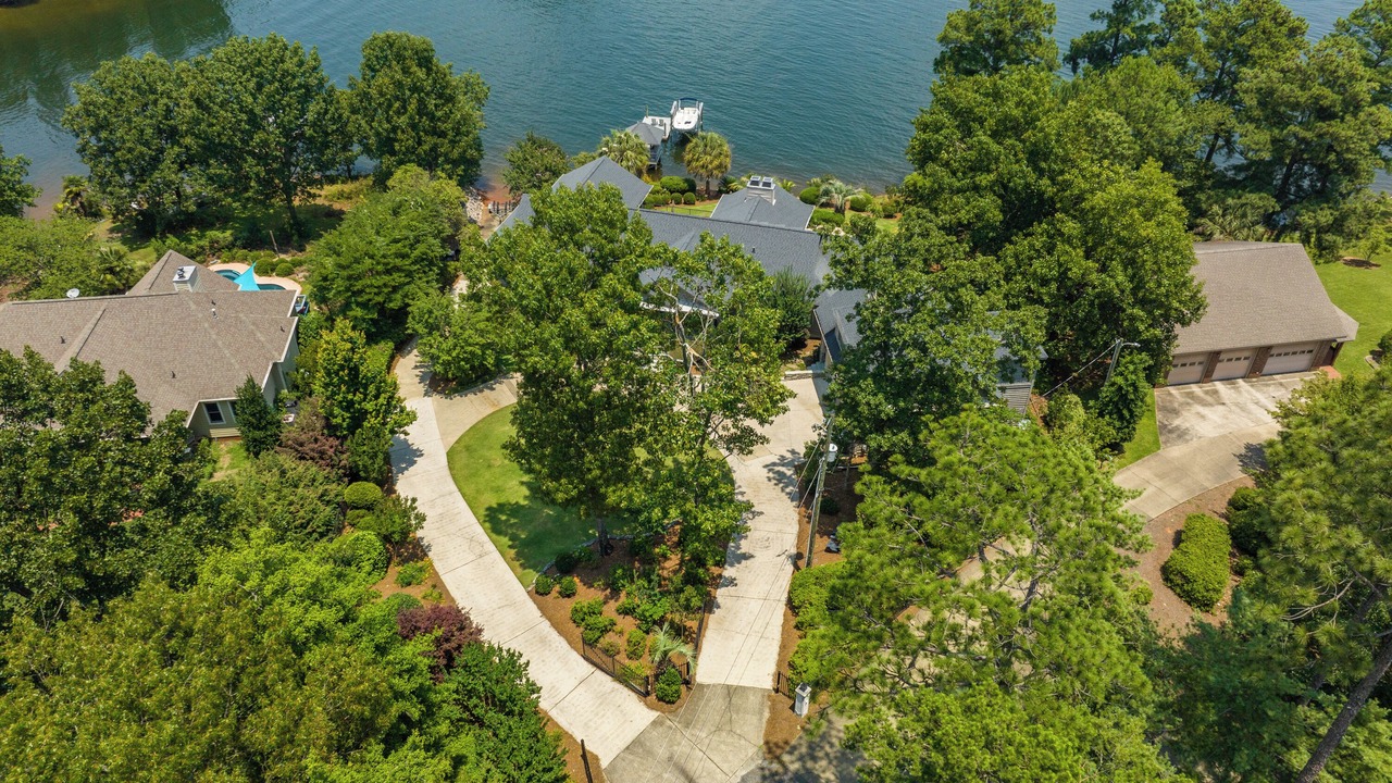 Photo of Outdoor in Chapin