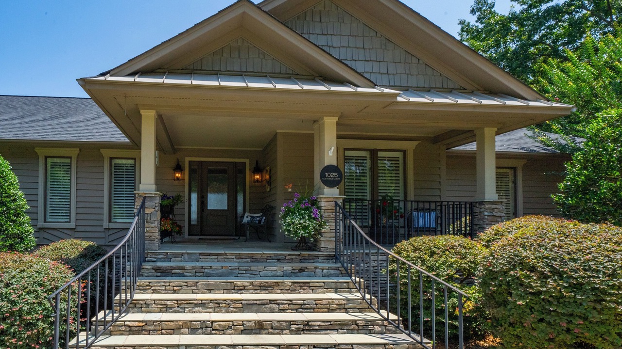 Photo of Outdoor in Chapin