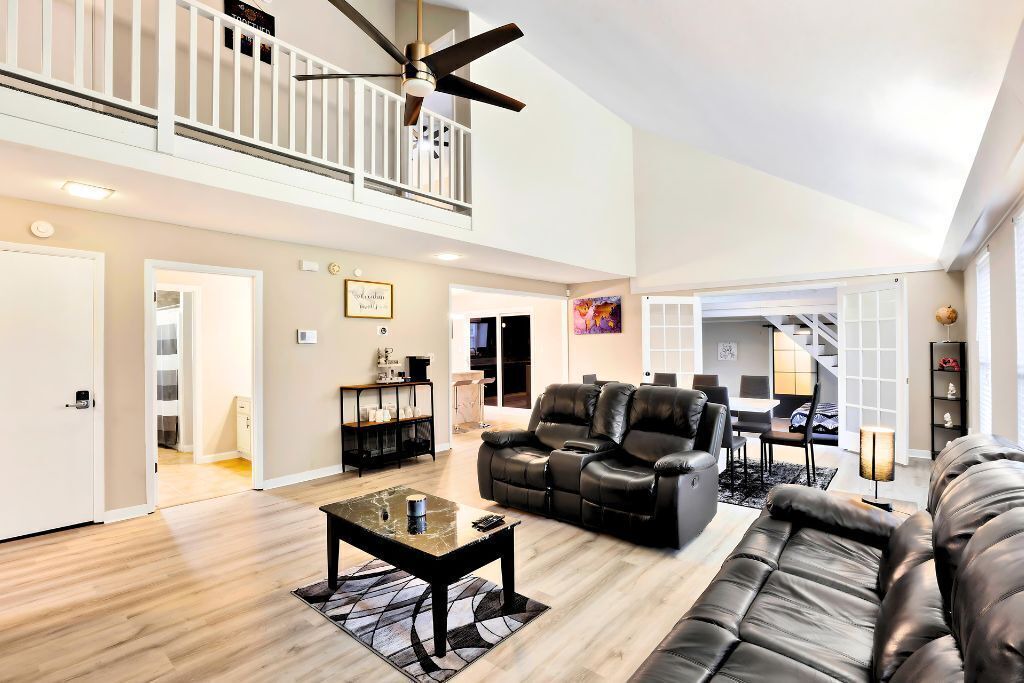 Photo of Livingroom in Martinez