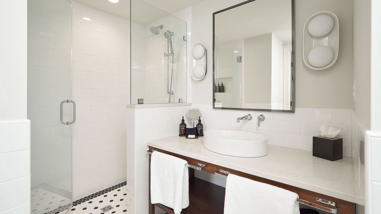 Photo of Bathroom in Charleston Historic District