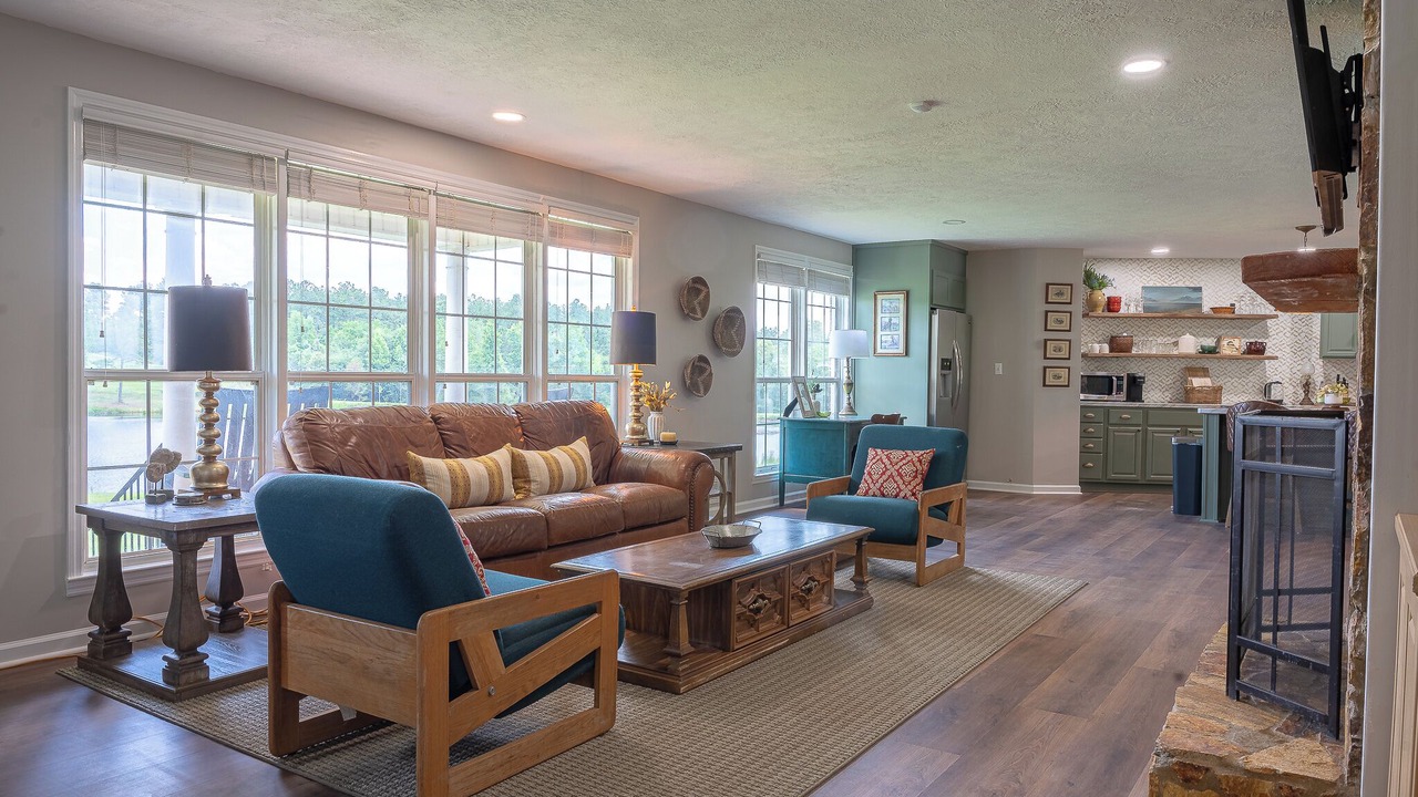 Photo of Livingroom in Hephzibah