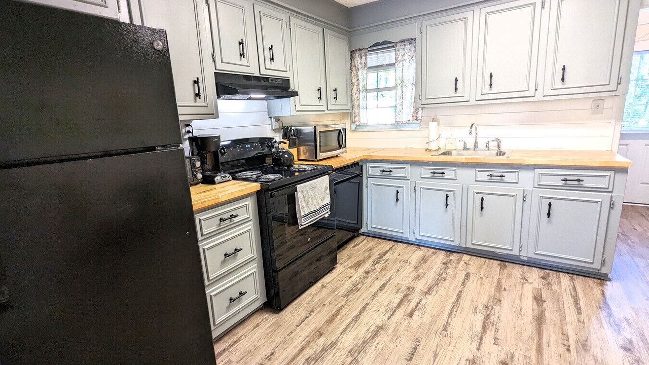 Photo of Kitchen in Garden City