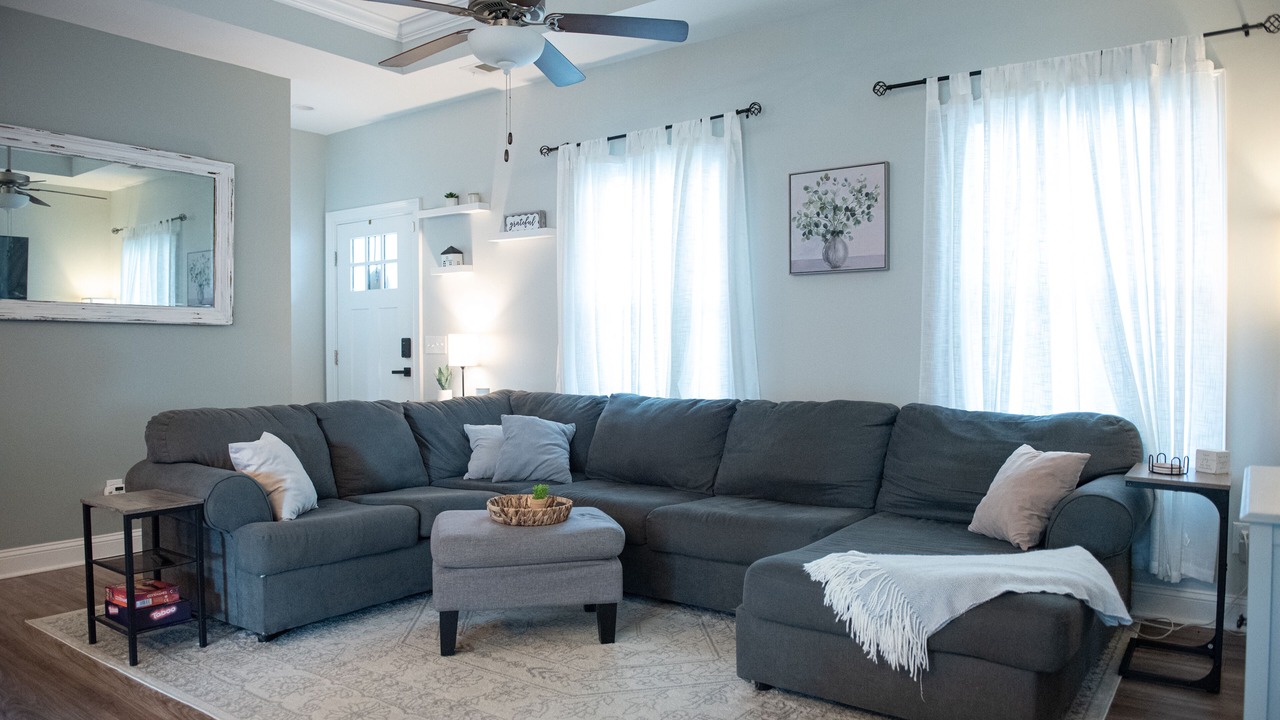 Photo of Livingroom in Pembroke
