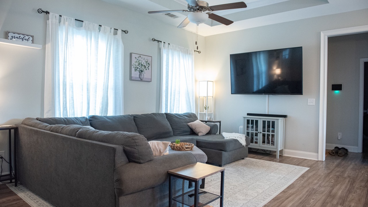 Photo of Livingroom in Pembroke