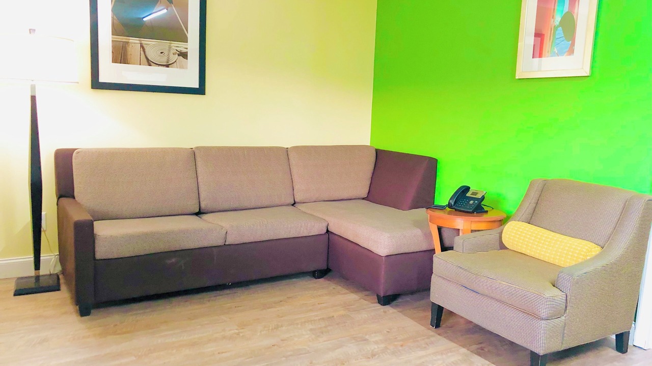 Photo of Livingroom in Cleveland