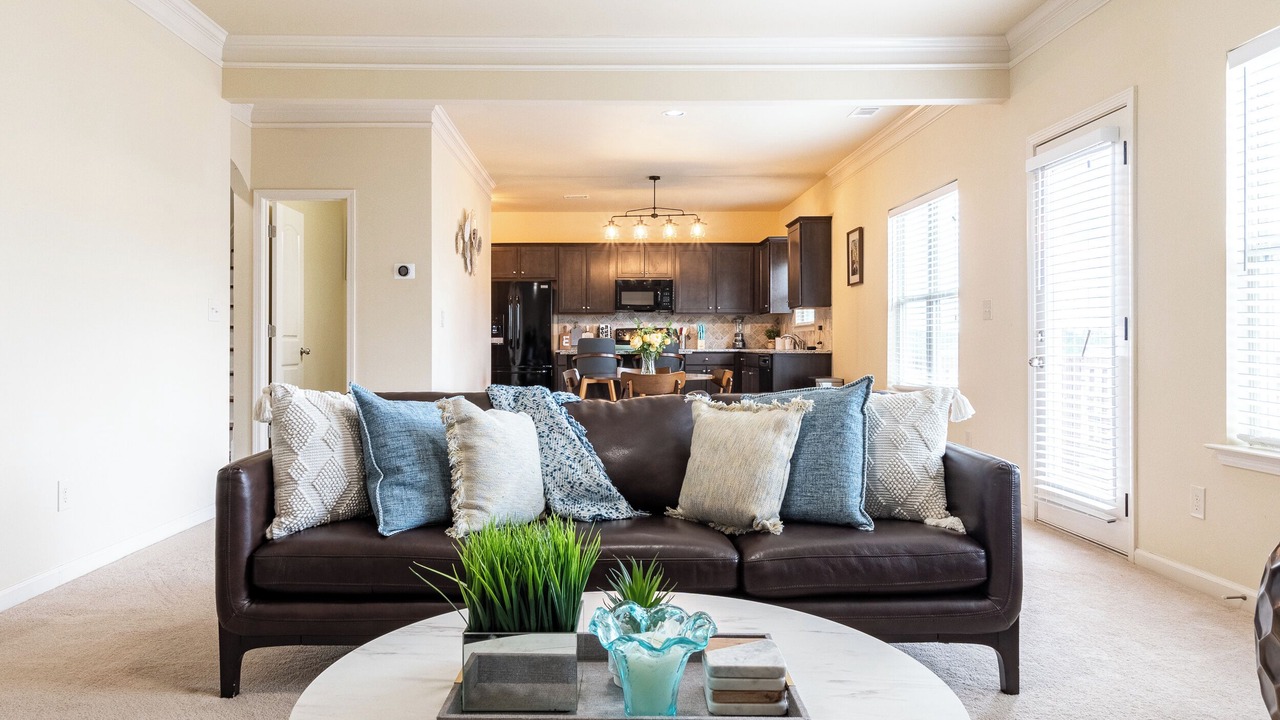 Photo of Livingroom in Dacula