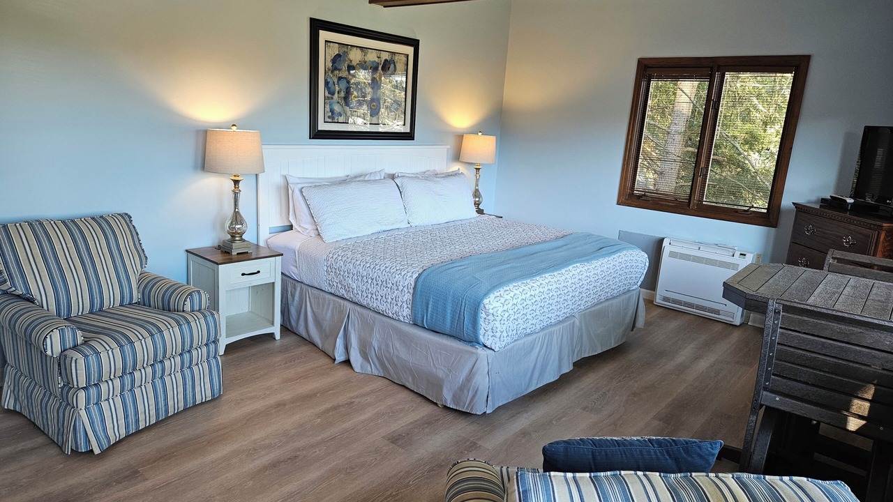 Photo of Bedroom in Hiawassee