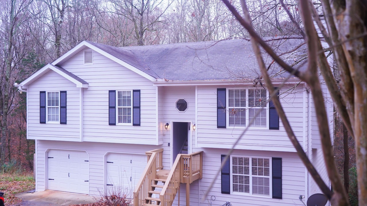 Photo of Buildings in Auburn