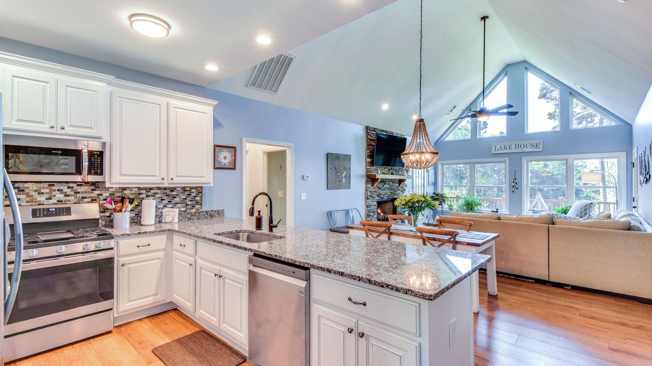 Photo of Kitchen in Dewy Rose