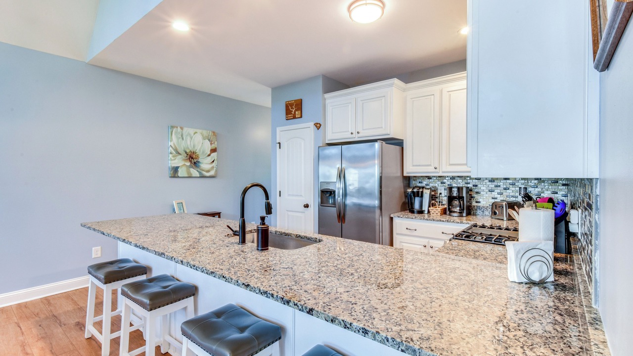 Photo of Kitchen in Dewy Rose