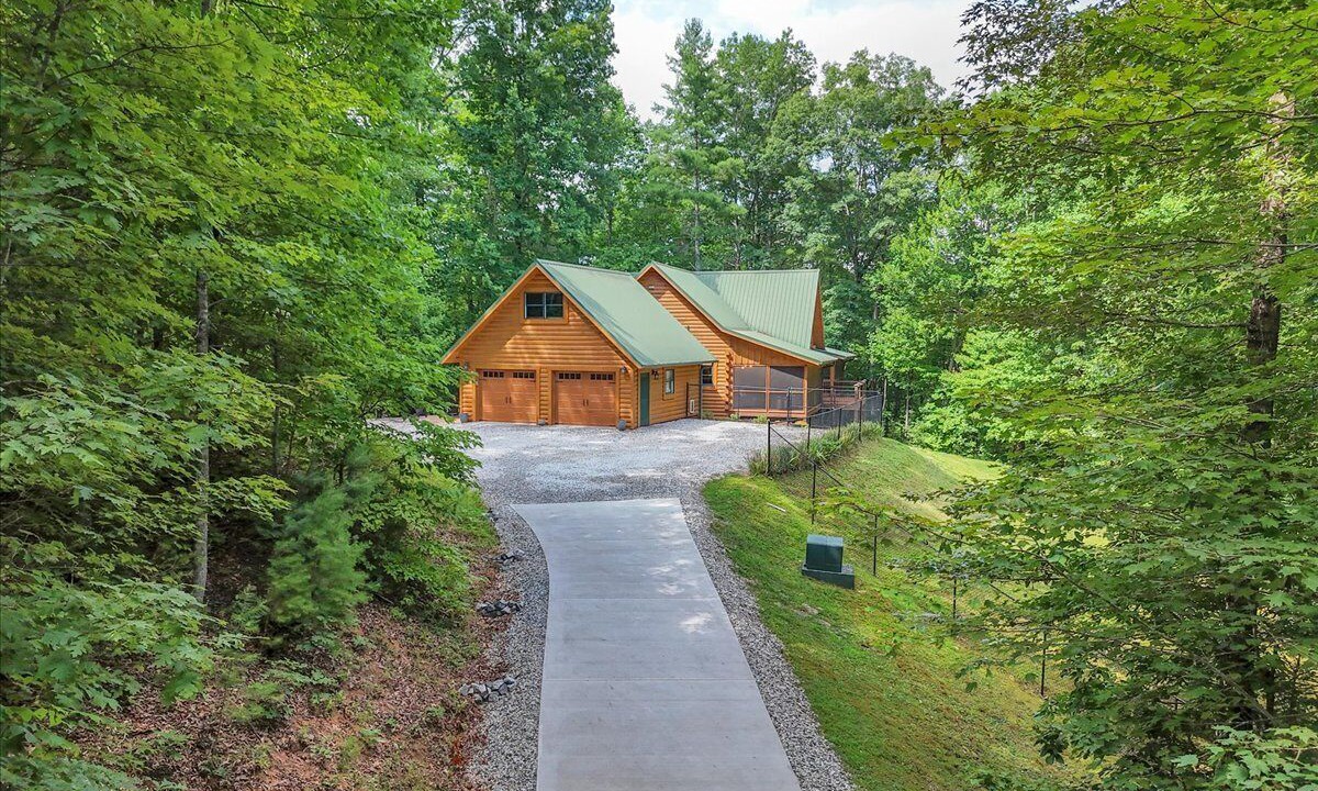 Photo of Outdoor in Mountain Rest