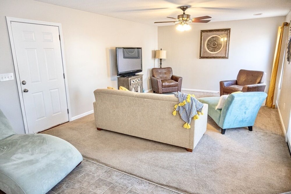 Photo of Livingroom in Huntcliff
