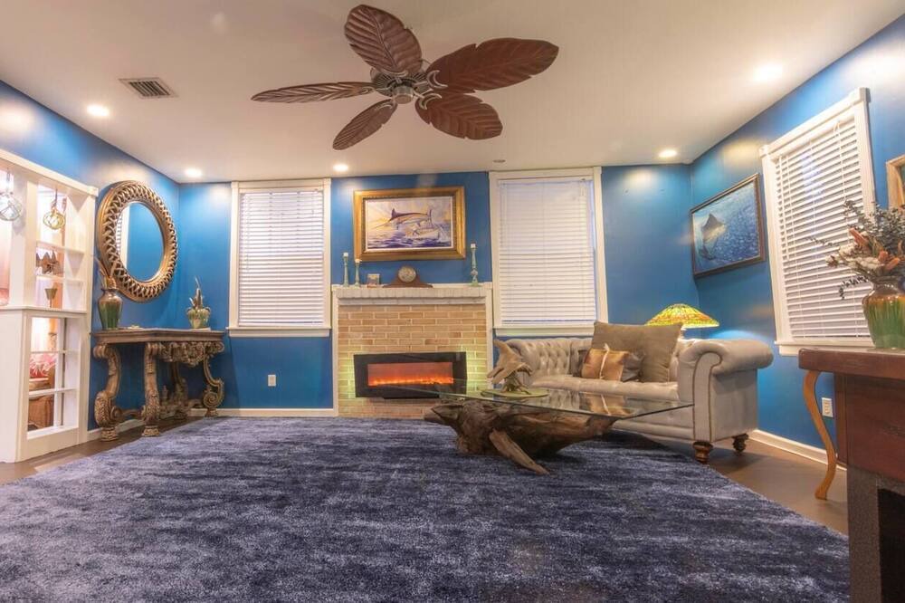 Photo of Livingroom in Sebastian