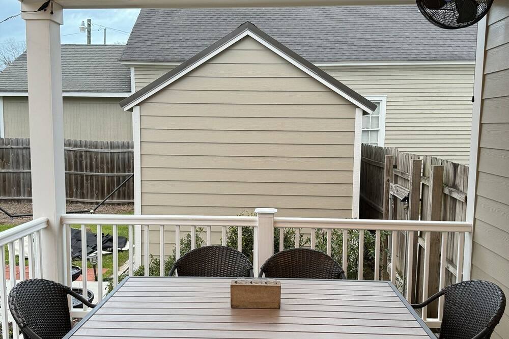 Photo of Outdoor in Olde Town Augusta