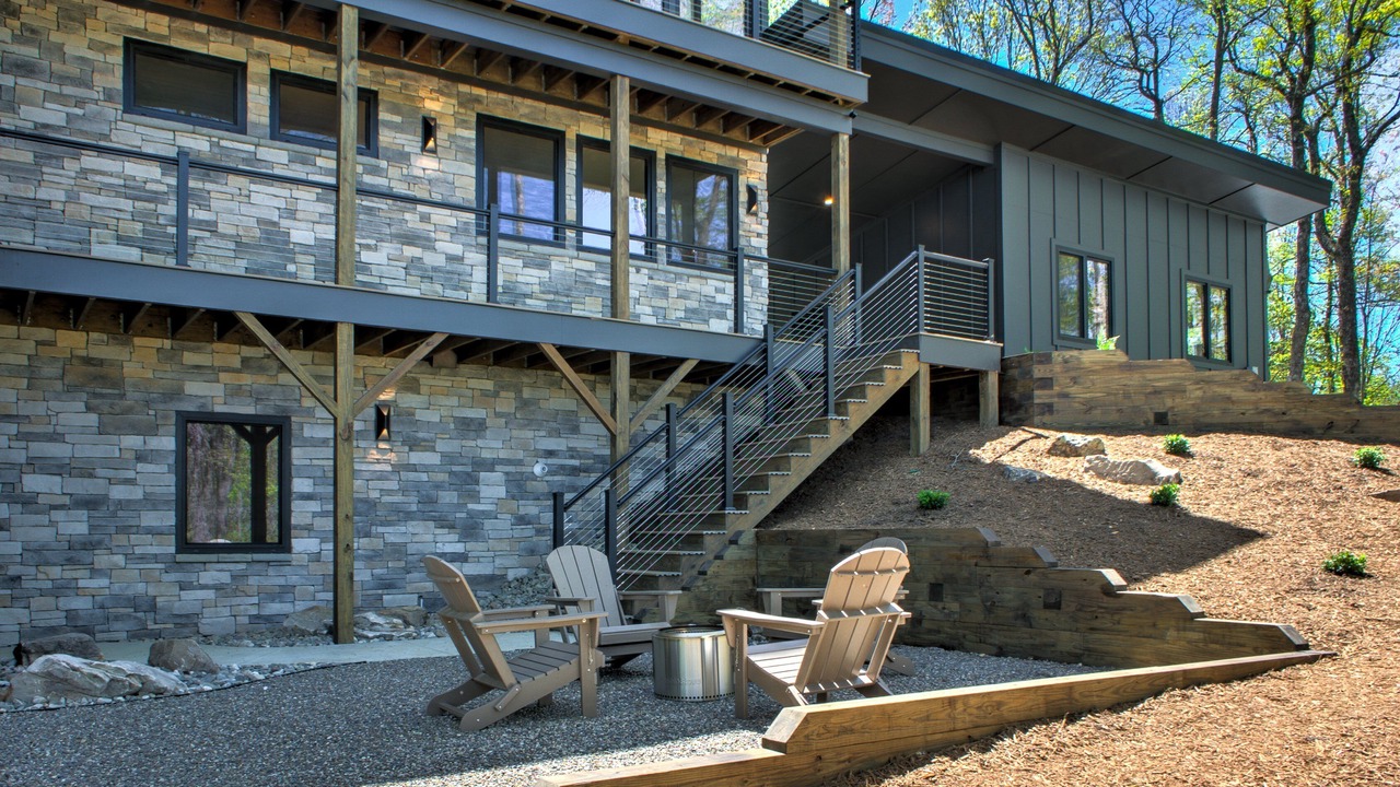 Photo of Patio Balcony in Brevard